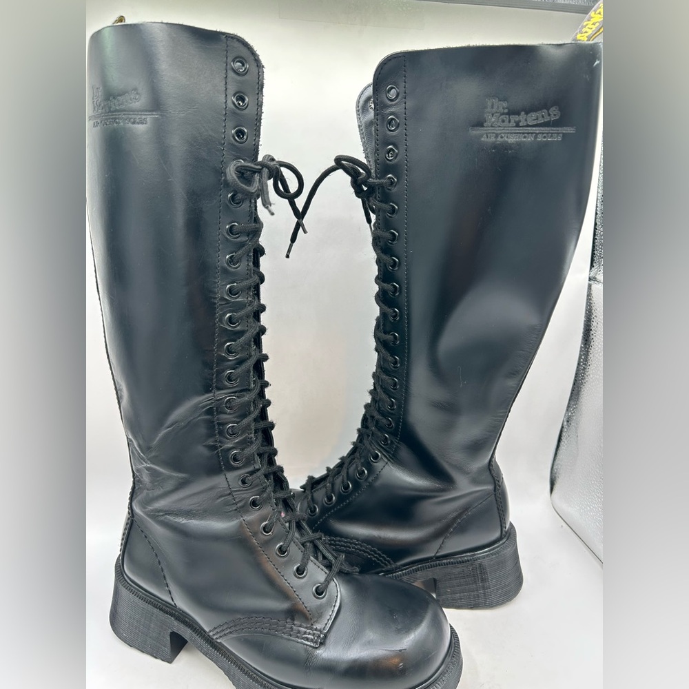 Vintage 90s MIE Dr. Martens Black 1420 Chunky
Square Toe 20 Eye Boot UK 5 US 7 - Picture 6 of 15